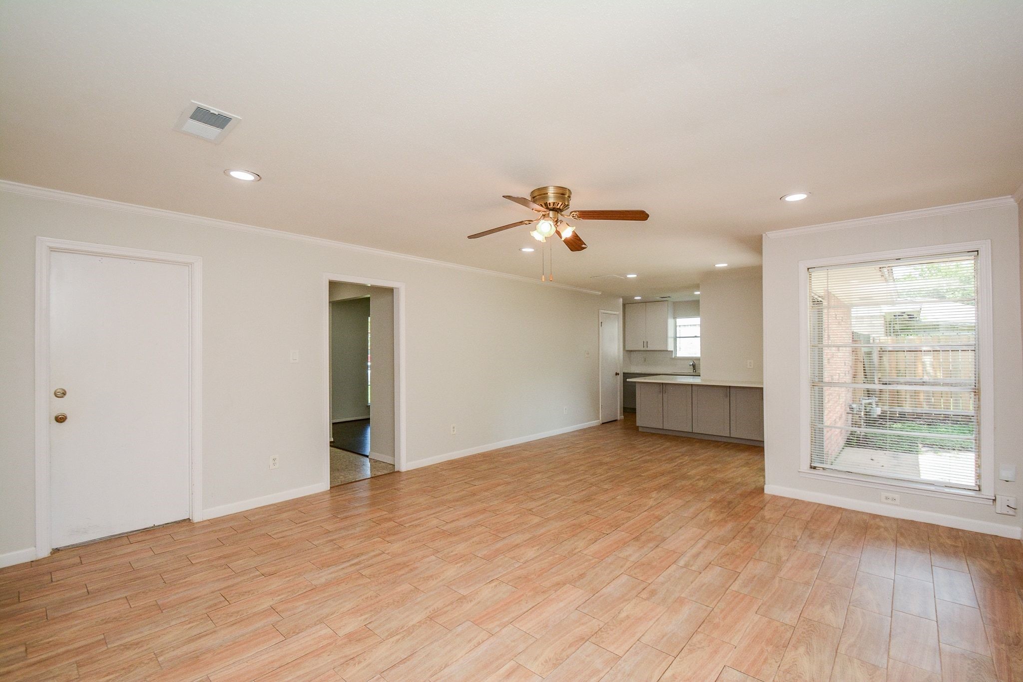 6002 Verdome Lane Houston, TX 77092 - Photo 21 of 49