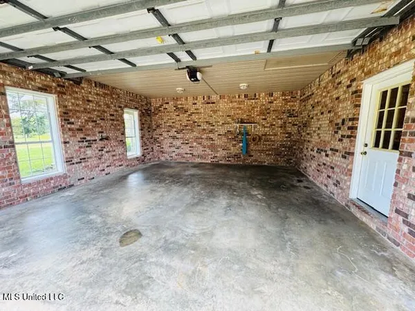 $375,000 | 1168 Clem Nettles Road, Jayess, MS 39641