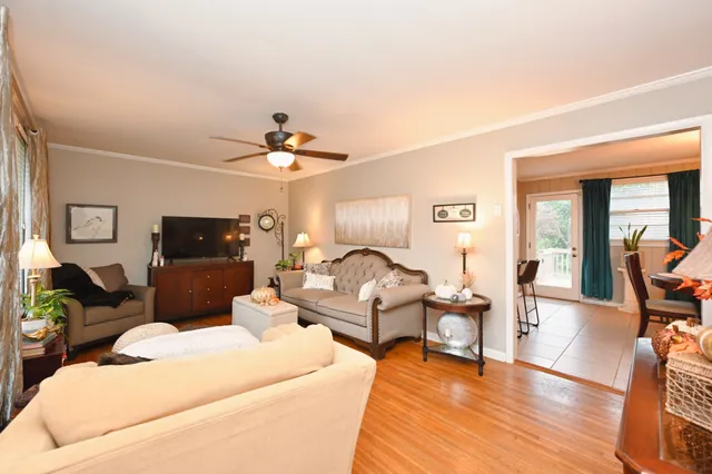 $370,000 | 117 Crossroad Drive, Hendersonville, TN 37075