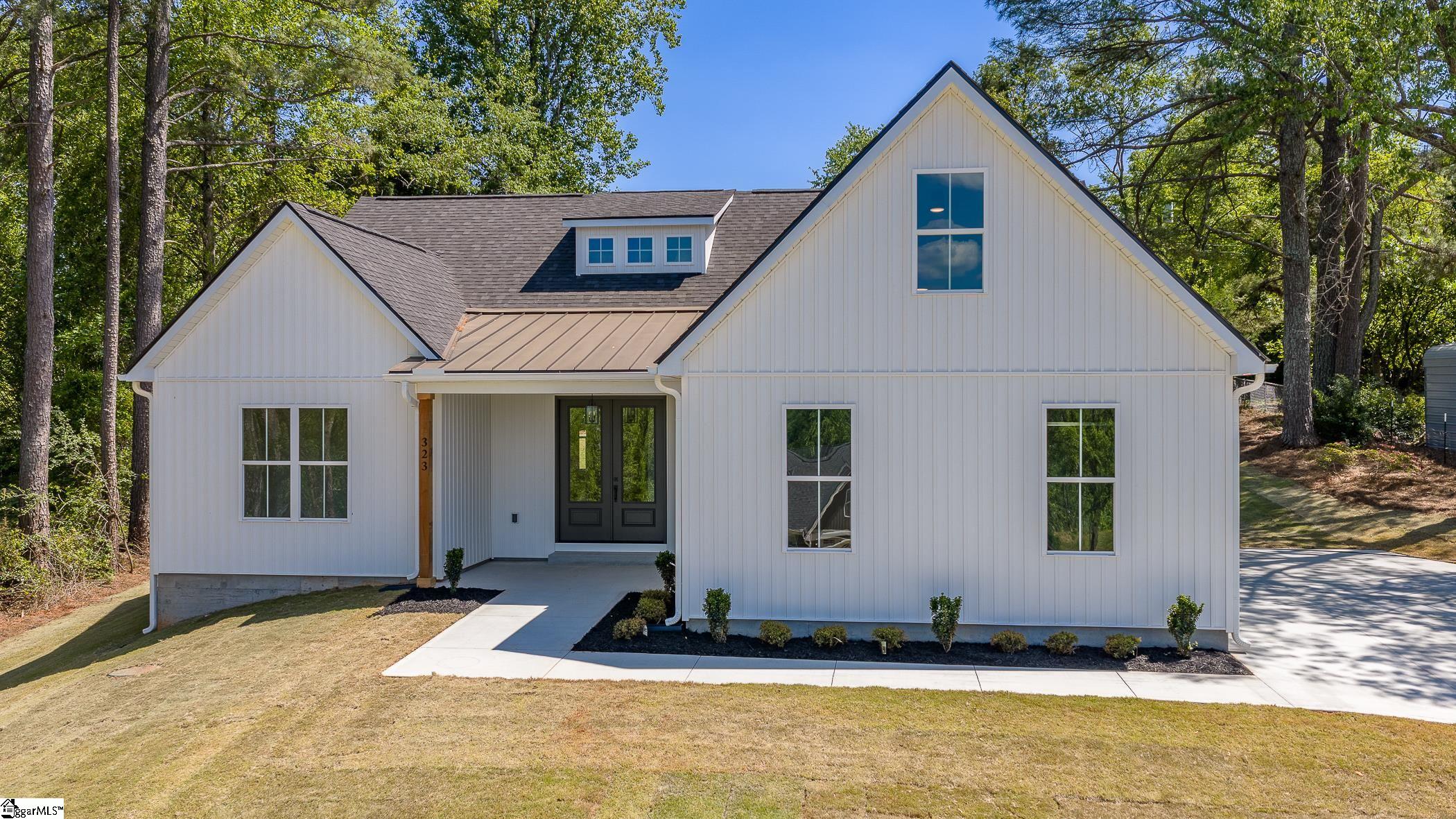 323 State Rd S-42-7065 Campobello, SC 29322 - Photo 1 of 32