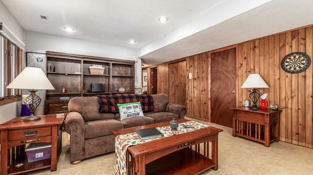 $505,000 | 39 Valleywood Lane, Galena, IL 61036