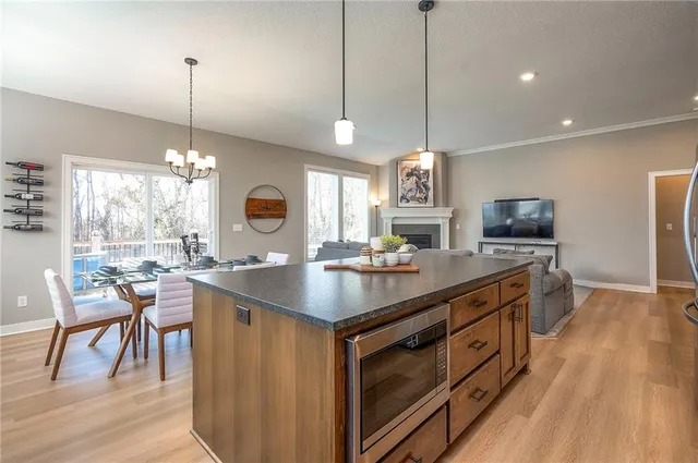 $489,500 | 18808 South Skyview Lane, Spring Hill, KS 66083