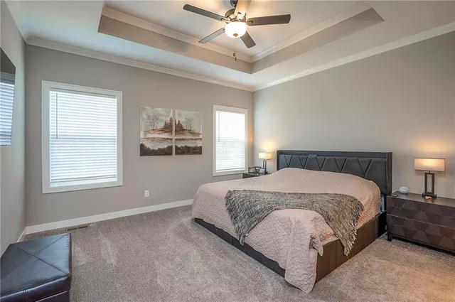 $489,500 | 18808 South Skyview Lane, Spring Hill, KS 66083