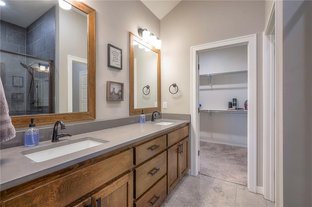 18808 South Skyview Lane Spring Hill, KS 66083 - Photo 28 of 41