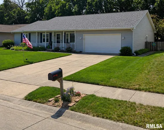 $310,000 | 2508 Charlack Avenue, Springfield, IL 62704