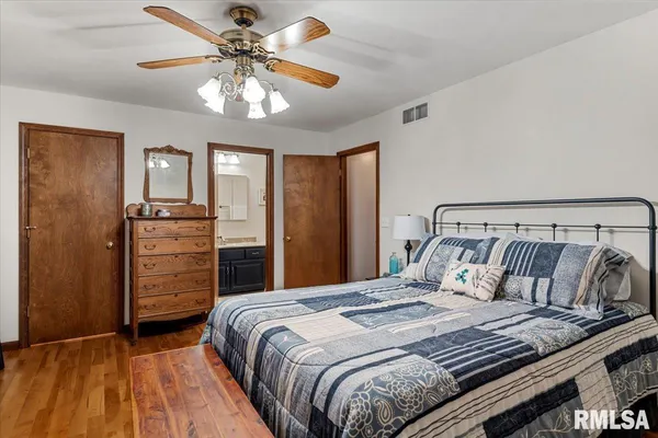 $310,000 | 2508 Charlack Avenue, Springfield, IL 62704