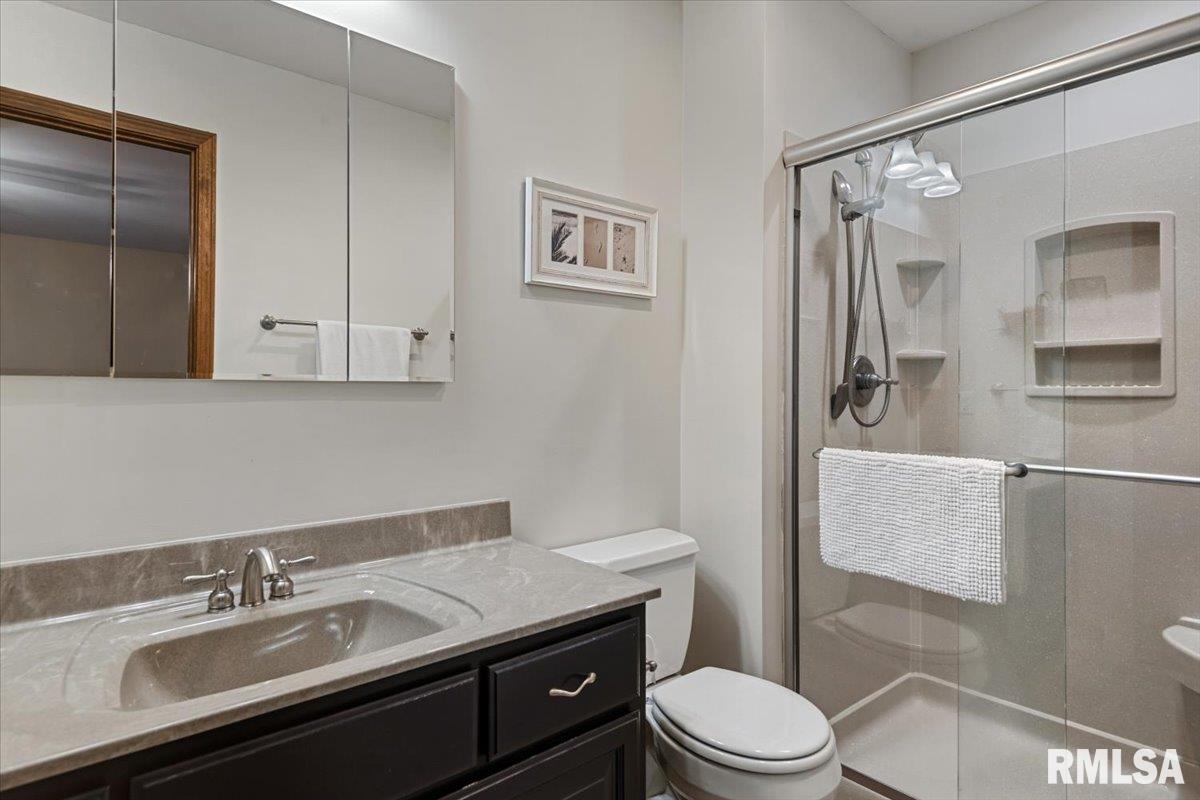 2508 Charlack Avenue Springfield, IL 62704 - Photo 23 of 44