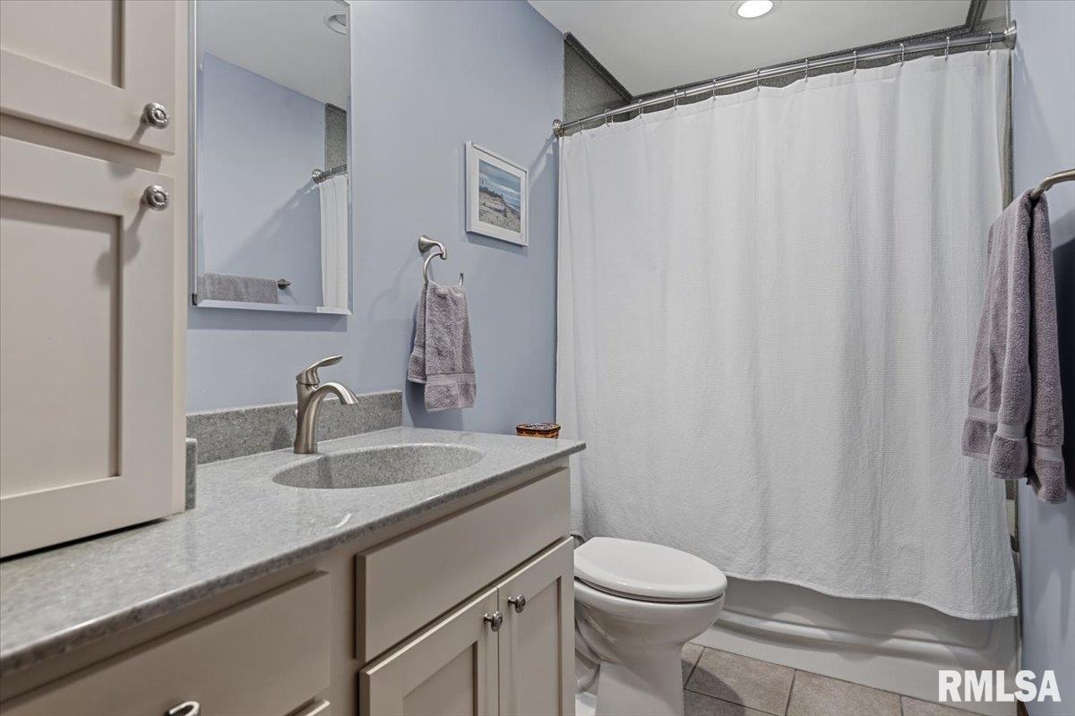2508 Charlack Avenue Springfield, IL 62704 - Photo 26 of 44