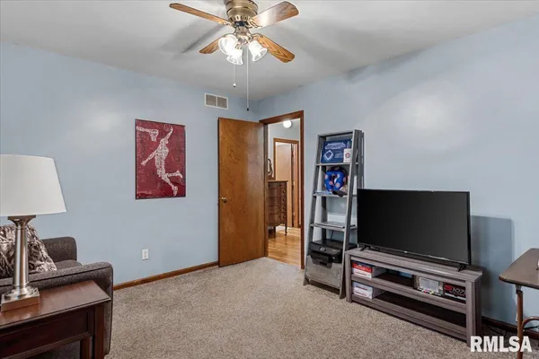 $310,000 | 2508 Charlack Avenue, Springfield, IL 62704