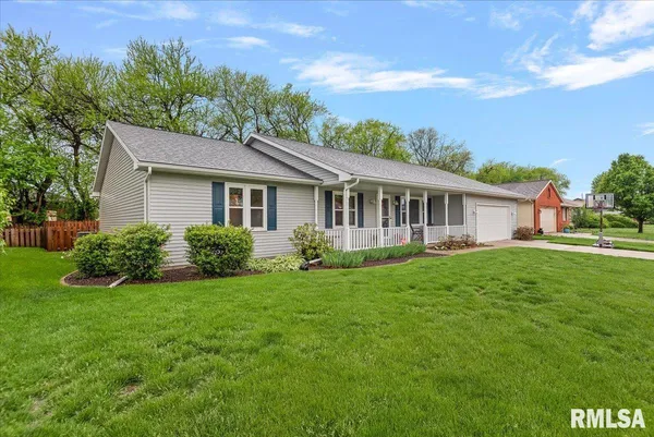 $310,000 | 2508 Charlack Avenue, Springfield, IL 62704