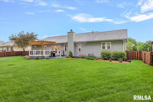 $310,000 | 2508 Charlack Avenue, Springfield, IL 62704