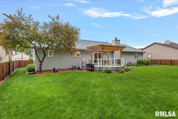 $310,000 | 2508 Charlack Avenue, Springfield, IL 62704