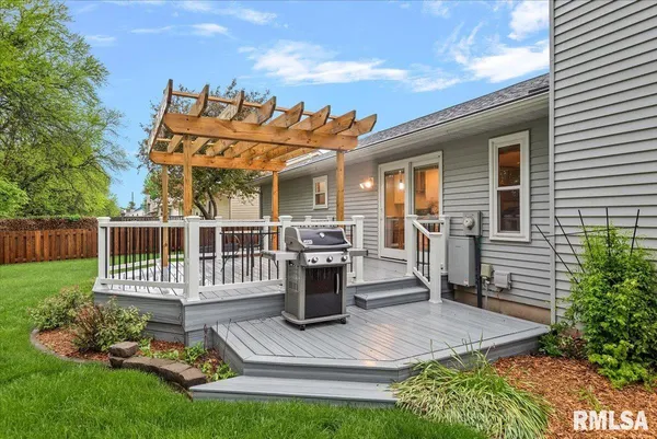 $310,000 | 2508 Charlack Avenue, Springfield, IL 62704
