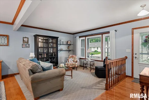 $310,000 | 2508 Charlack Avenue, Springfield, IL 62704