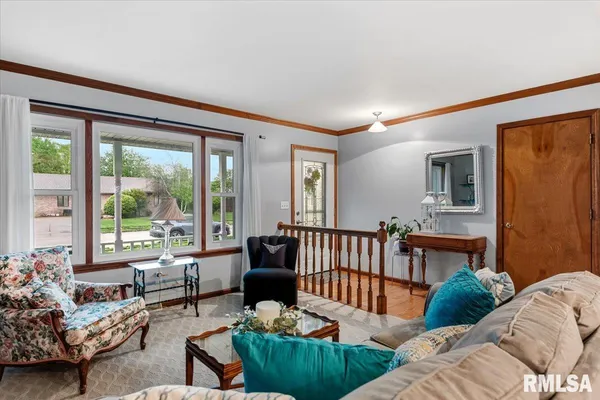 $310,000 | 2508 Charlack Avenue, Springfield, IL 62704