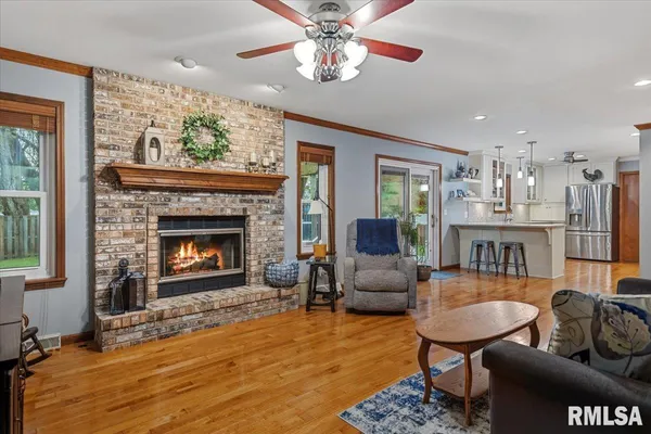 $310,000 | 2508 Charlack Avenue, Springfield, IL 62704