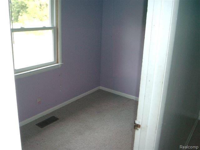 5532 Jeddo Road Jeddo, MI 48032 - Photo 15 of 17 P1020518