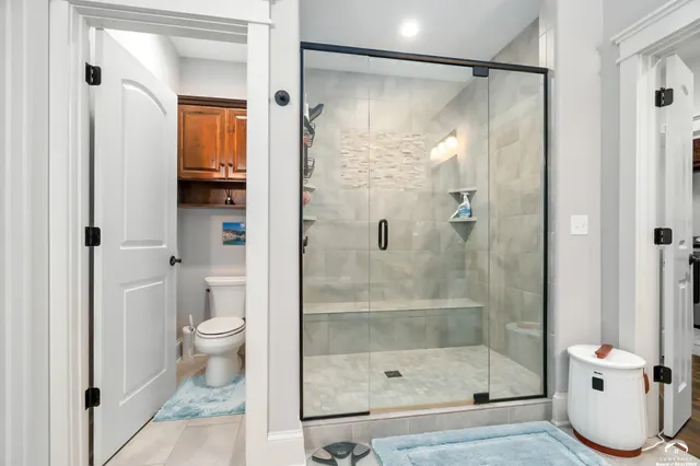 $915,000 | 237 Landon Court, Lawrence, KS 66049