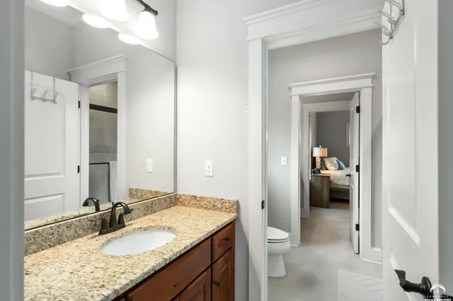 $915,000 | 237 Landon Court, Lawrence, KS 66049