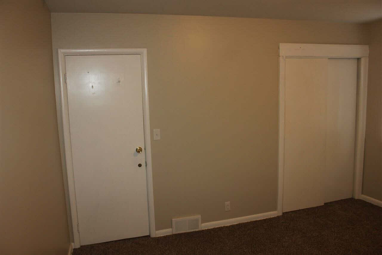 2710 Lapeer Road Flint, MI 48503 - Photo 29 of 52