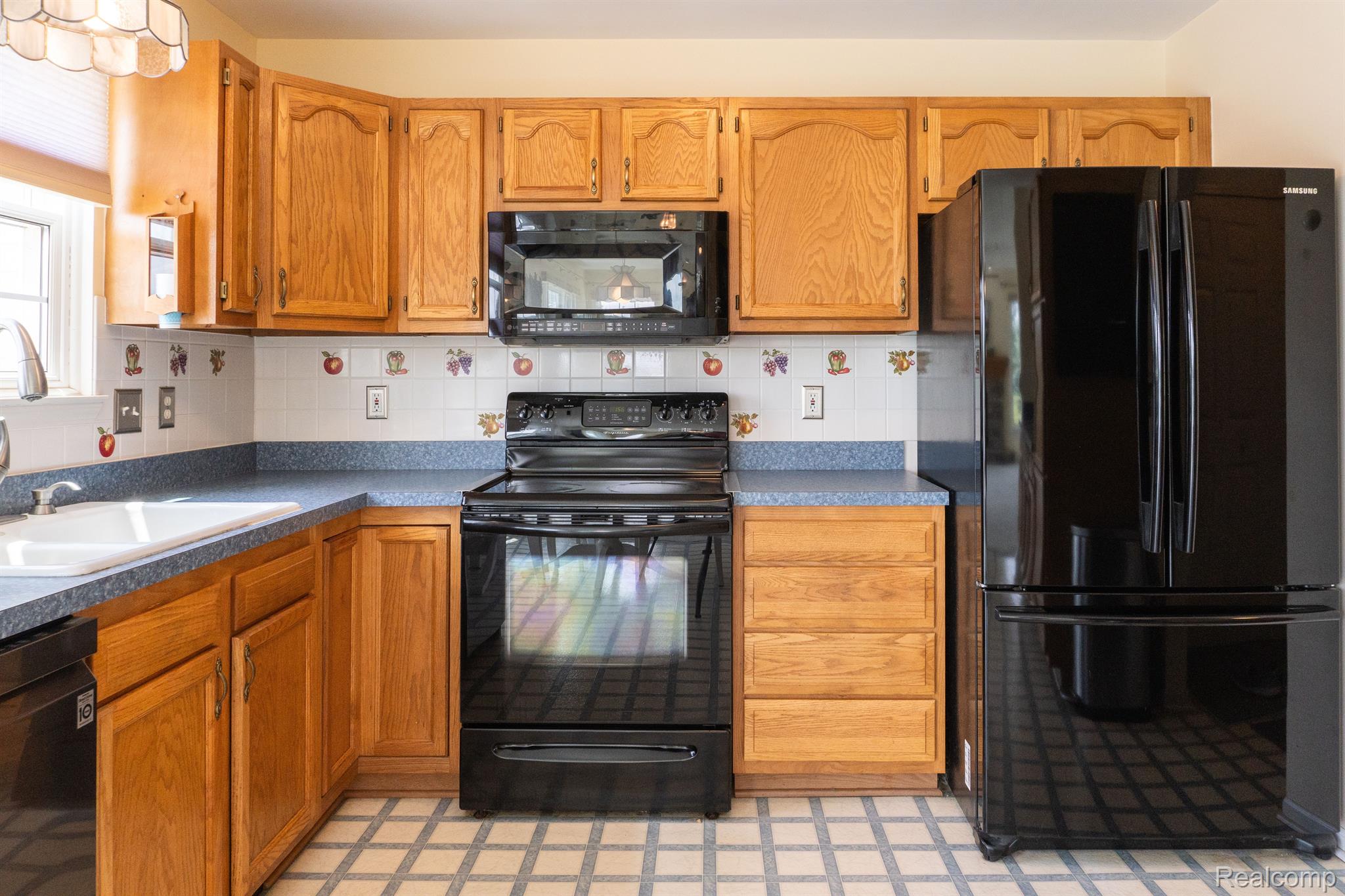 7033 West Lange Road Fowlerville, MI 48836 - Photo 13 of 73 Gallery Image 13