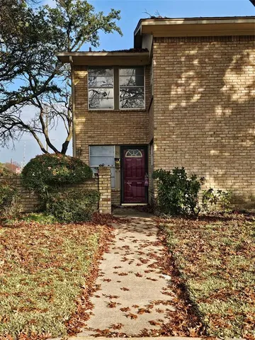 $2,000 | 701 Towne House Lane, Richardson, TX 75081