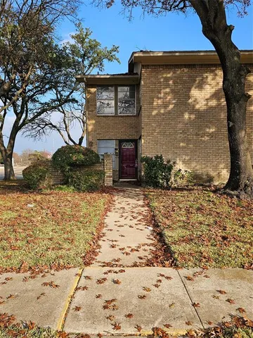 $2,000 | 701 Towne House Lane, Richardson, TX 75081