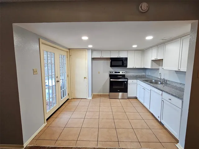 $2,000 | 701 Towne House Lane, Richardson, TX 75081