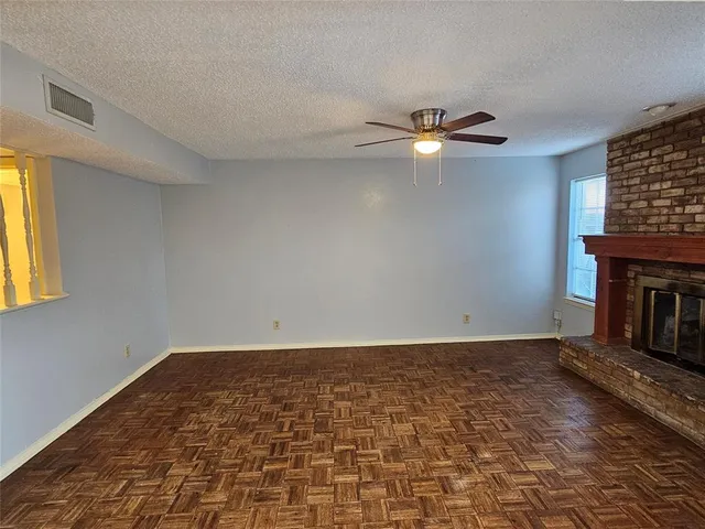 $2,000 | 701 Towne House Lane, Richardson, TX 75081