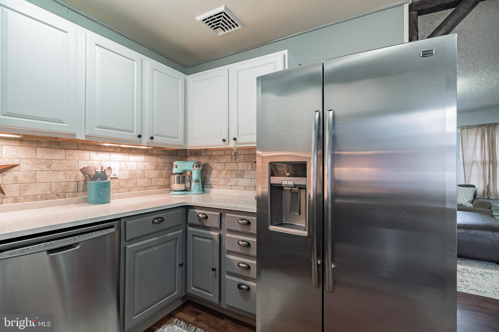 9 Micahill Road Levittown, PA 19056 - Photo 12 of 28 Gallery Image 12