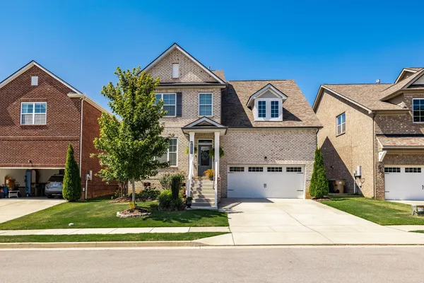 $699,900 | 1035 Nave Court, Nashville, TN 37214