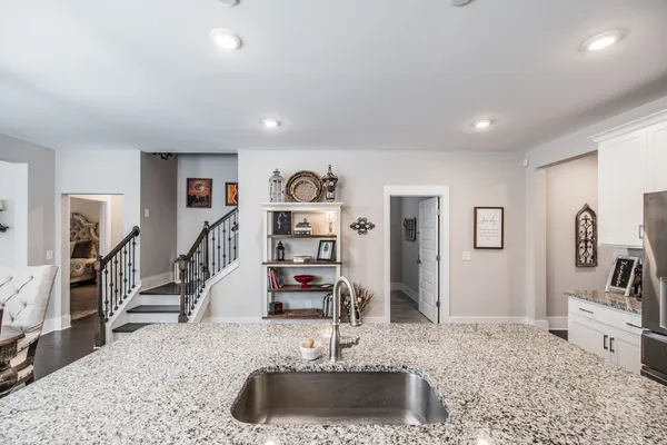 $699,900 | 1035 Nave Court, Nashville, TN 37214