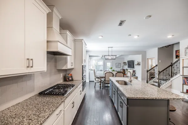 $699,900 | 1035 Nave Court, Nashville, TN 37214