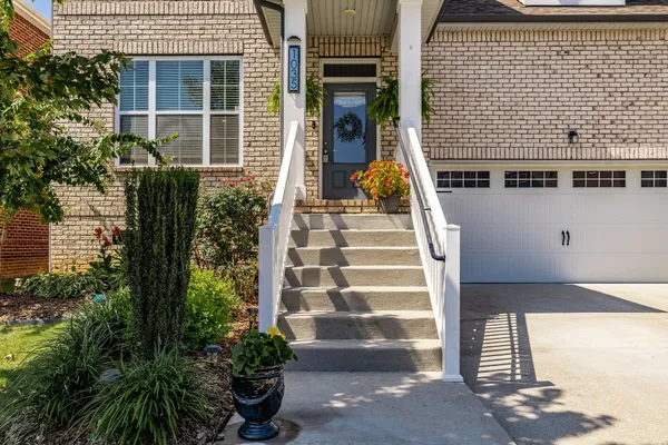 $699,900 | 1035 Nave Court, Nashville, TN 37214