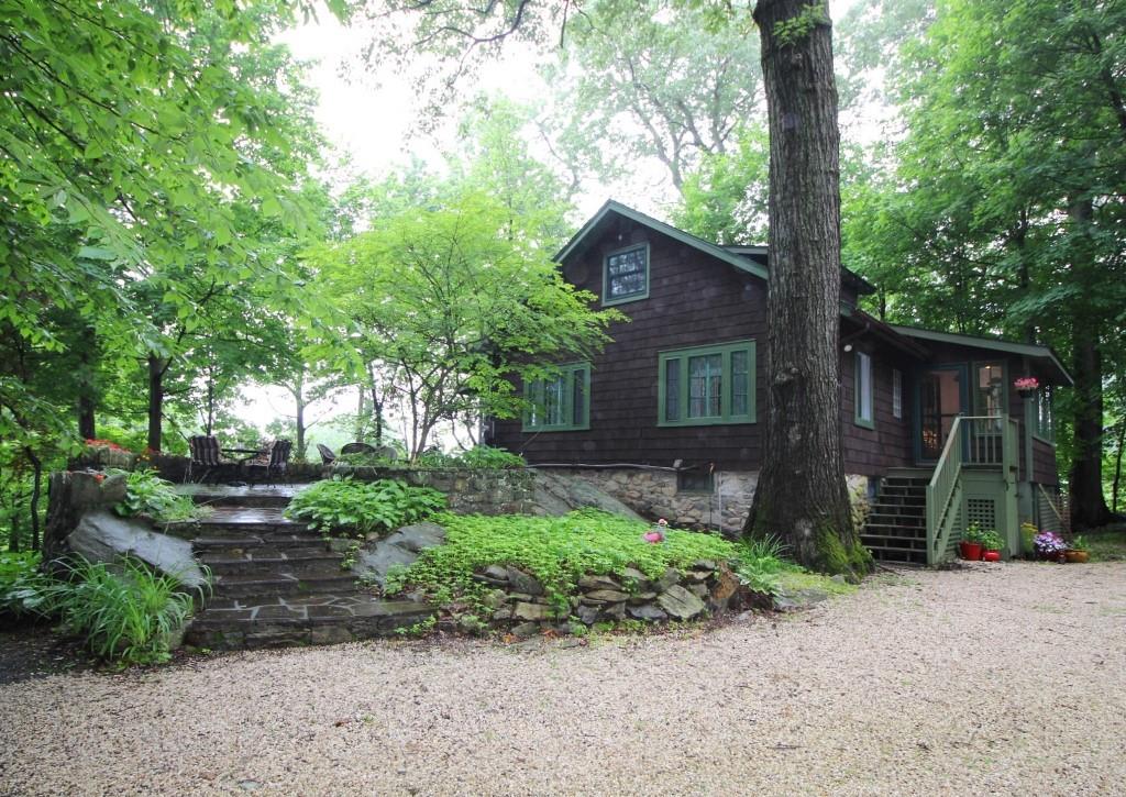 Wonderful Lake Home, Privately Set on Double Lot!
