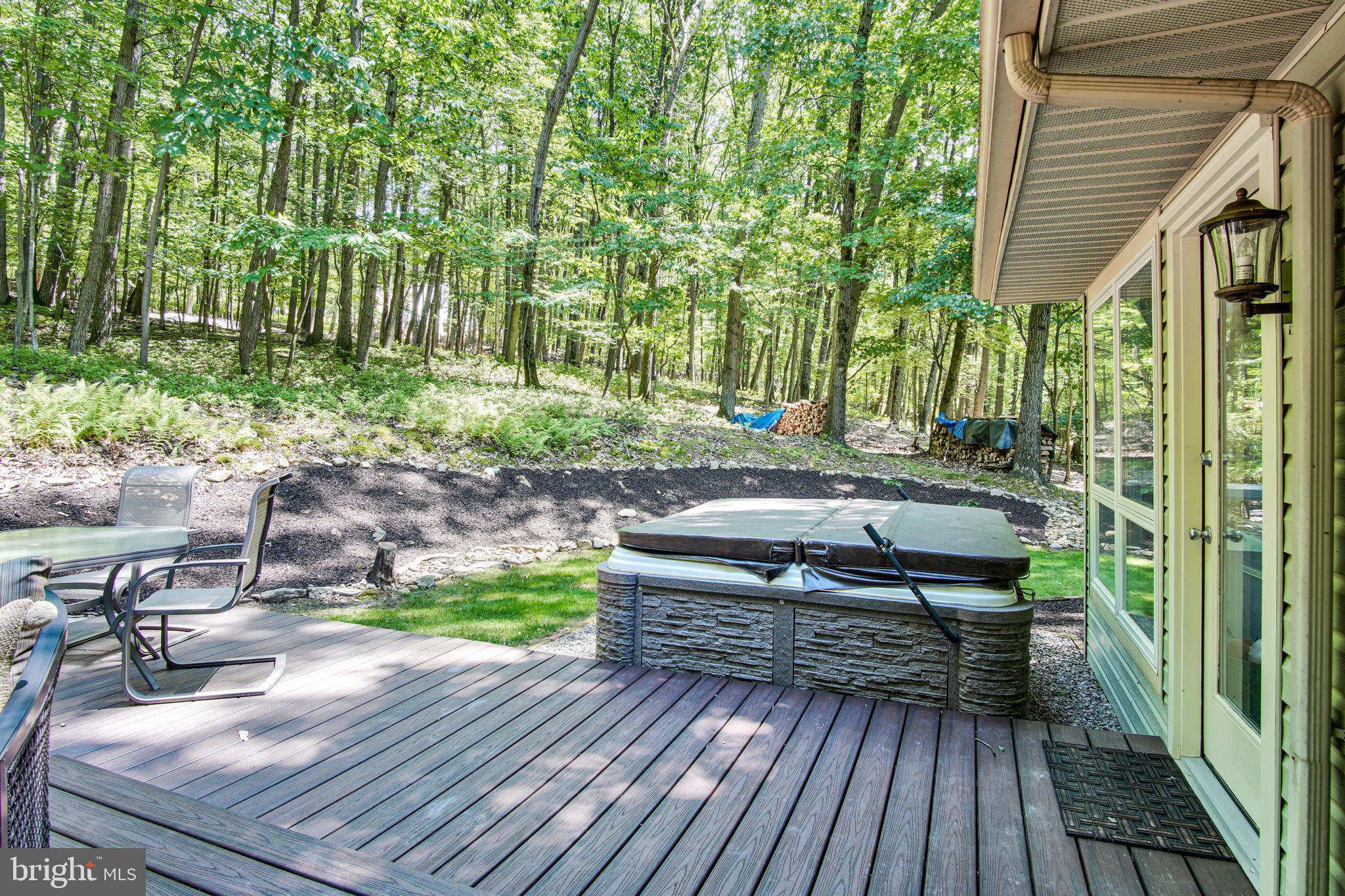 580 Spring Lane Boiling Springs, PA 17007 - Photo 33 of 37