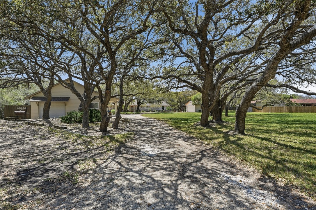 1663 Mooney Lane Ingleside, TX 78362 - Photo 5 of 35