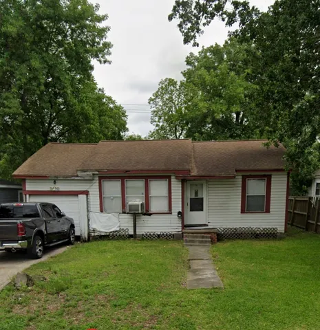$105,000 | 702 Gresham Street, Baytown, TX 77520