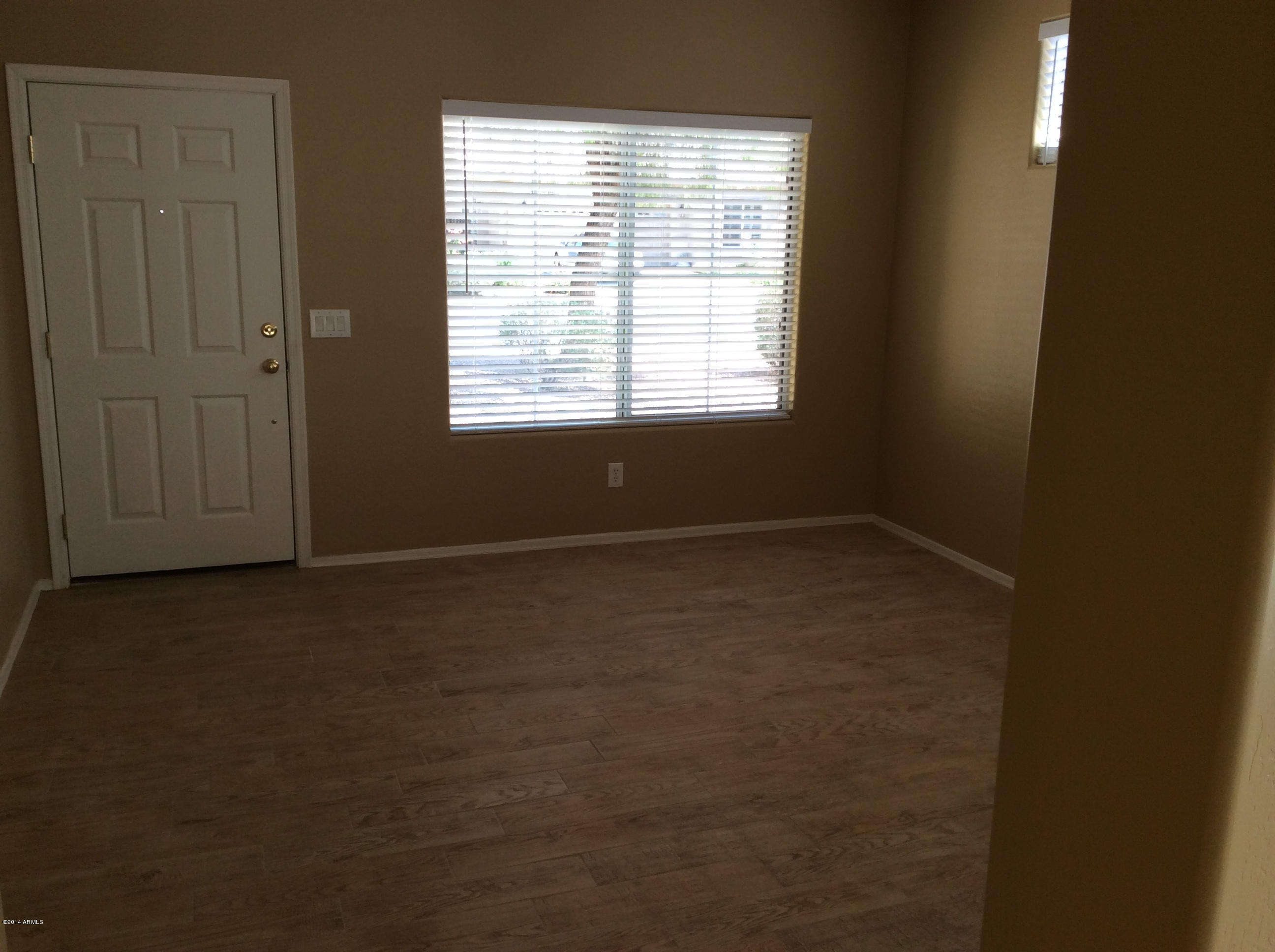 1702 South Rome Street Gilbert, AZ 85295 - Photo 9 of 14 Living Room