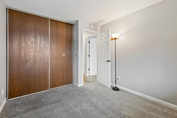 $184,900 | 3850 Plymouth Boulevard, Unit 223, Plymouth, MN 55446