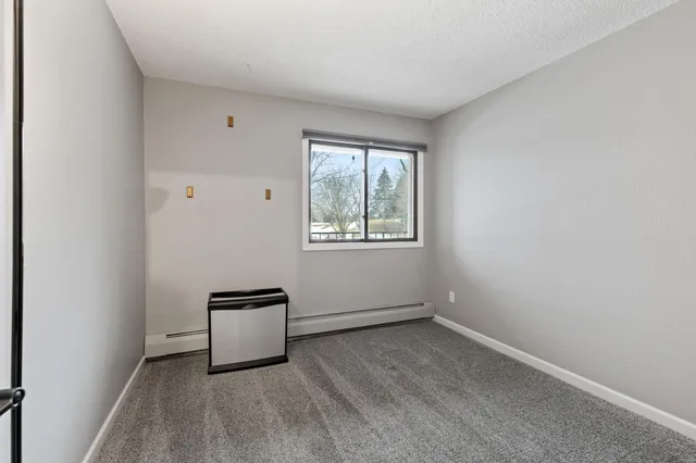 $190,000 | 3850 Plymouth Boulevard, Unit 223, Plymouth, MN 55446