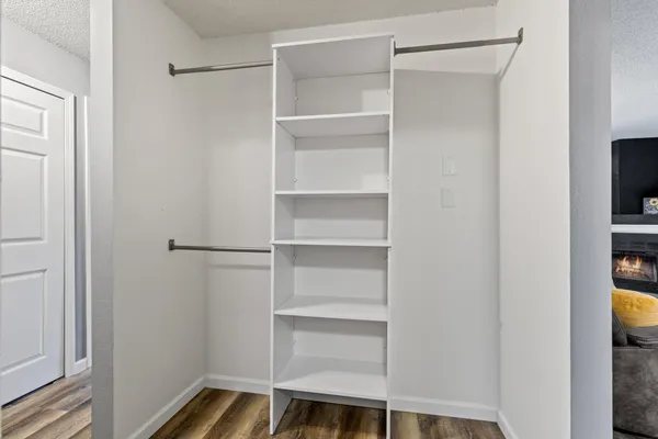 $184,900 | 3850 Plymouth Boulevard, Unit 223, Plymouth, MN 55446