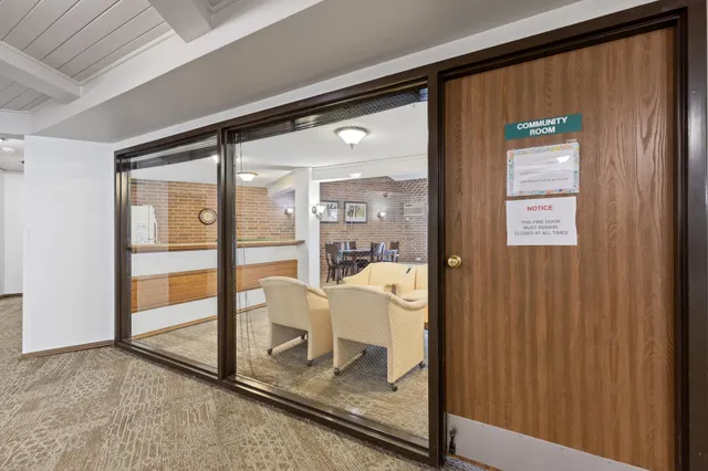 $190,000 | 3850 Plymouth Boulevard, Unit 223, Plymouth, MN 55446