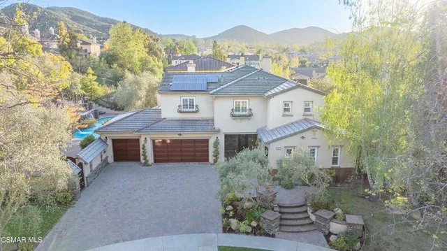 $2,195,000 | 483 Via Merla, Newbury Park, CA 91320