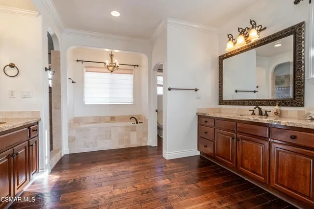 $2,195,000 | 483 Via Merla, Newbury Park, CA 91320