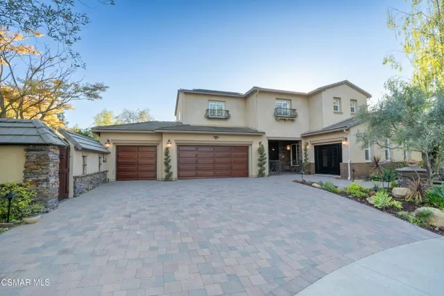 $2,195,000 | 483 Via Merla, Newbury Park, CA 91320