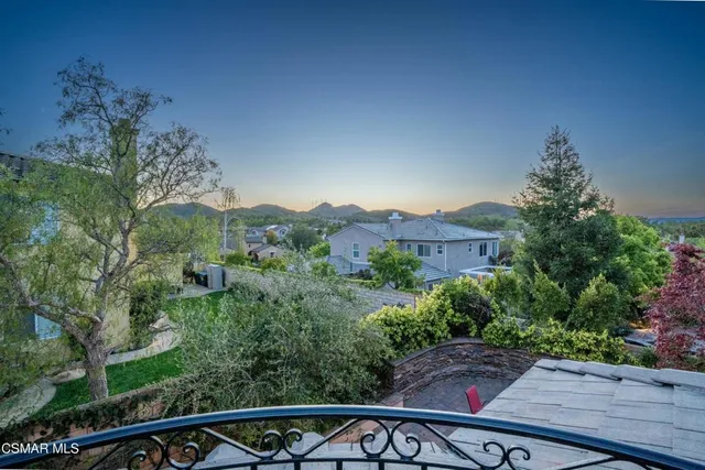 $2,195,000 | 483 Via Merla, Newbury Park, CA 91320