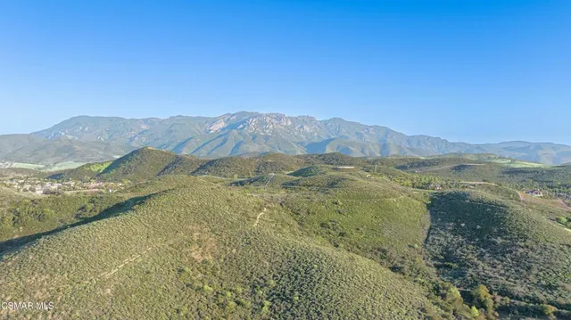 $2,195,000 | 483 Via Merla, Newbury Park, CA 91320