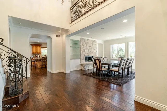$2,195,000 | 483 Via Merla, Newbury Park, CA 91320