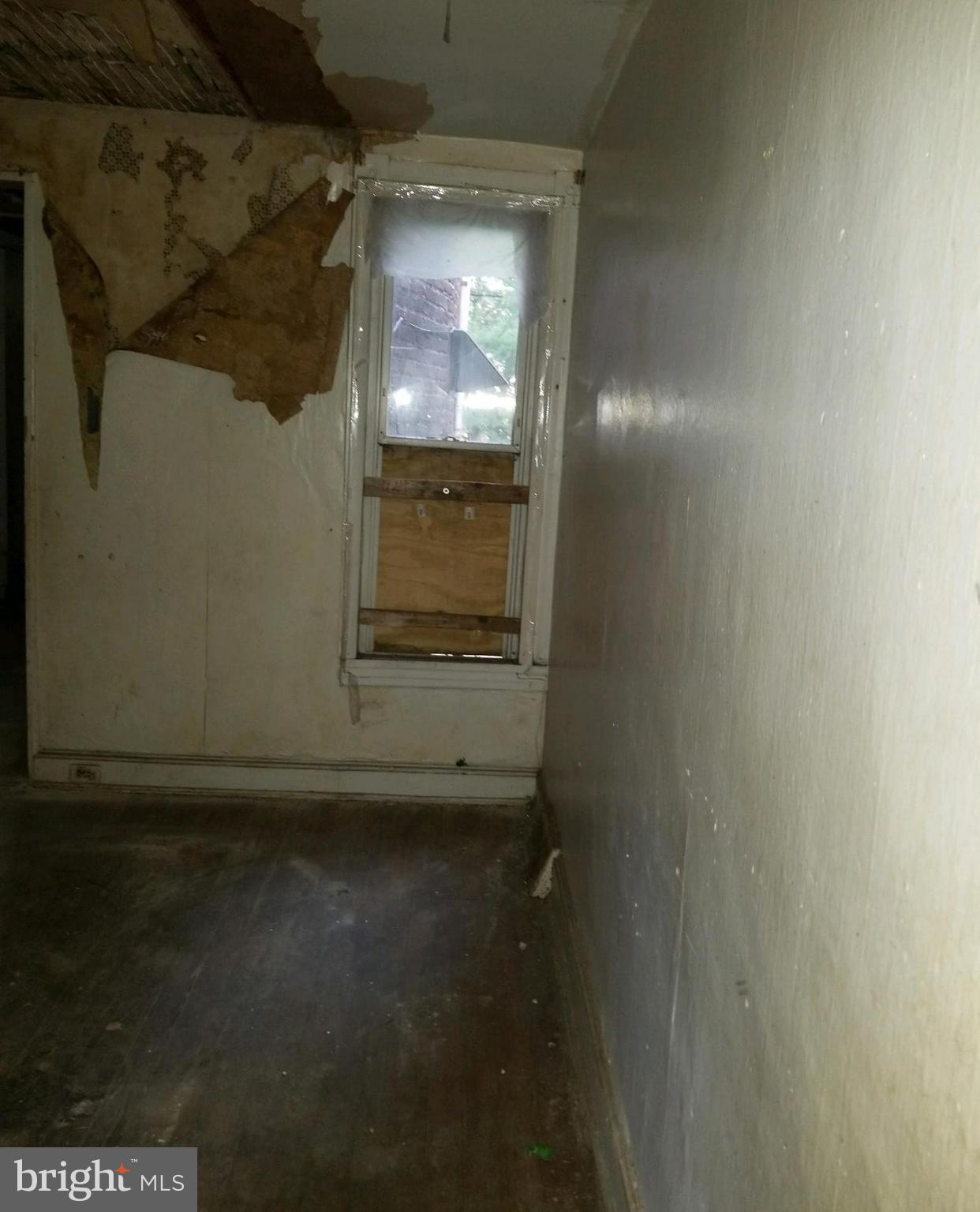 2225 Annapolis Road Baltimore, MD 21230 - Photo 12 of 17 Bedroom 3